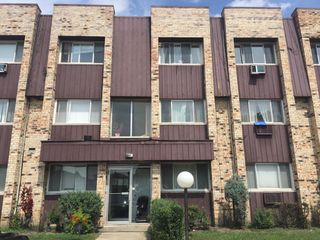 8667 1/2 W FOSTER Avenue 1C, Chicago, IL 60656