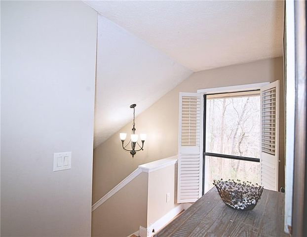 1509 Woodcliff NE Drive, Sandy Springs, GA 30329