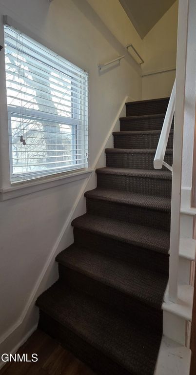 438 5th Avenue NW, Valley City, ND 58072 photo 15