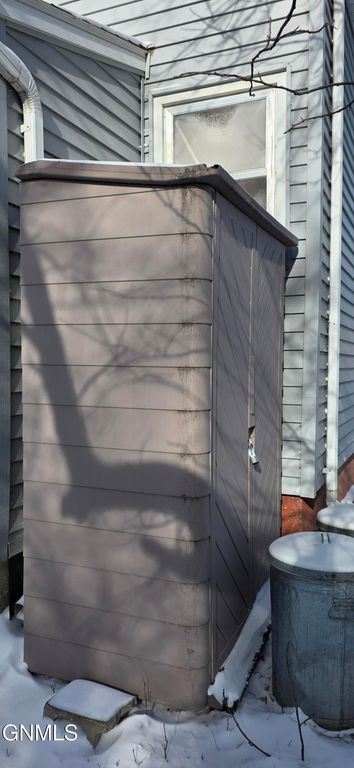 438 5th Avenue NW, Valley City, ND 58072 photo 19