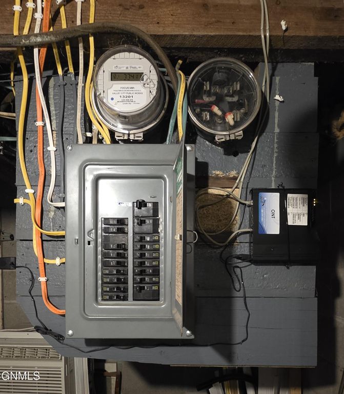 438 5th Avenue NW, Valley City, ND 58072 photo 24