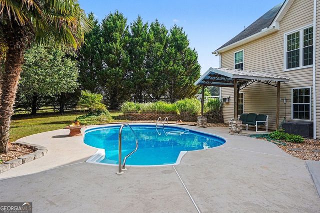 604 Windermere Court, Hampton, GA 30228