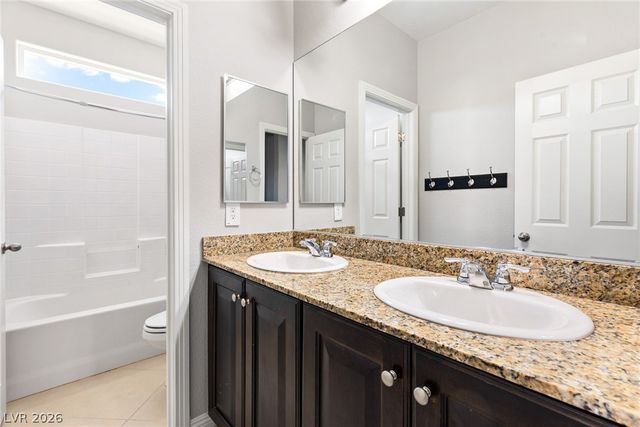 188 Bird Cove Avenue, Henderson, NV 89011