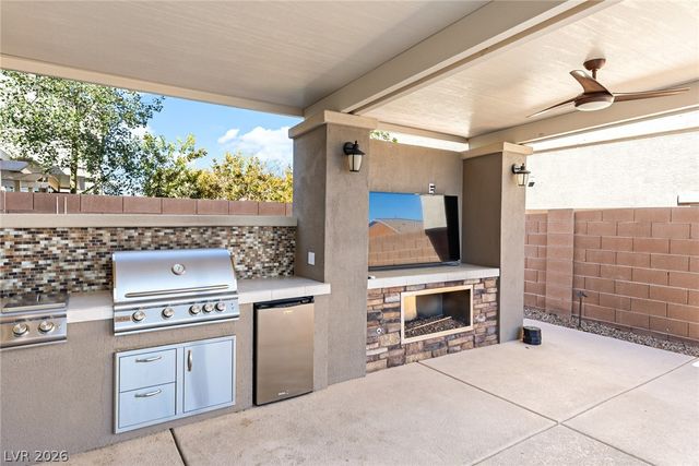 188 Bird Cove Avenue, Henderson, NV 89011