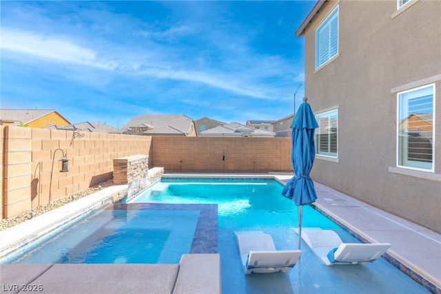 188 Bird Cove Avenue, Henderson, NV 89011