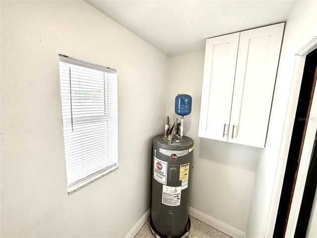 2035 36TH AVENUE N, St Petersburg, FL 33713