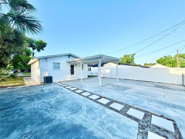 2035 36TH AVENUE N, St Petersburg, FL 33713