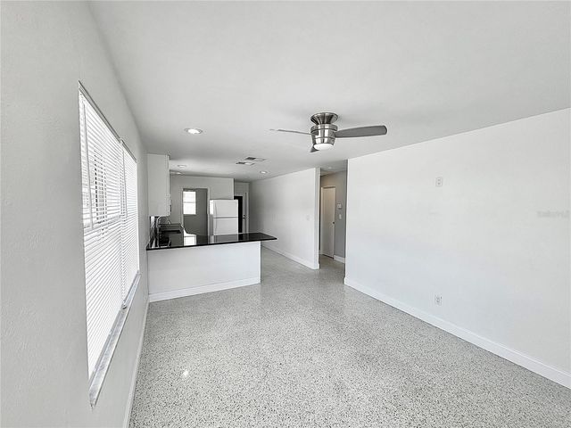 2035 36TH AVENUE N, St Petersburg, FL 33713