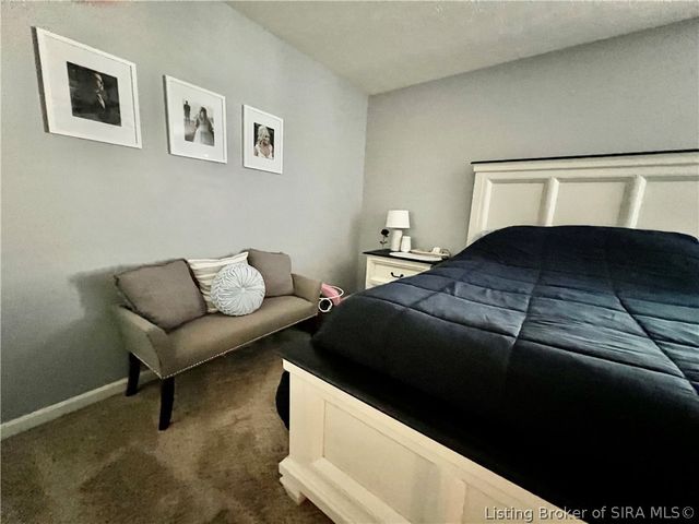 2249 Morning Glory Drive, Sellersburg, IN 47172