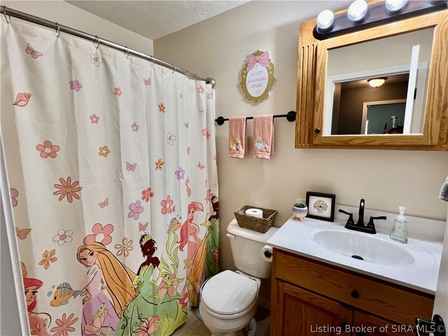 2249 Morning Glory Drive, Sellersburg, IN 47172