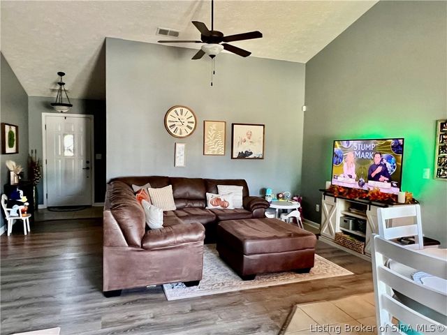 2249 Morning Glory Drive, Sellersburg, IN 47172