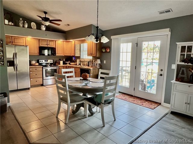 2249 Morning Glory Drive, Sellersburg, IN 47172