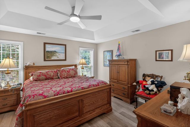 733 Woodland Pointe Place, Mount Pleasant, SC 29464