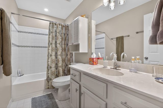 733 Woodland Pointe Place, Mount Pleasant, SC 29464