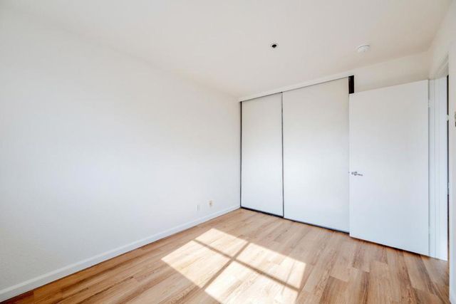 15065 Hesperian Boulevard 22, San Leandro, CA 94578