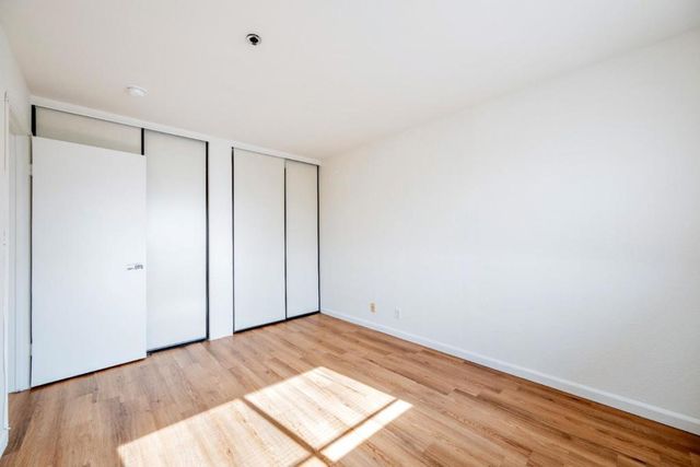 15065 Hesperian Boulevard 22, San Leandro, CA 94578