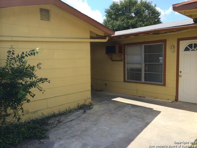 2139 BABS DR, San Antonio, TX 78213