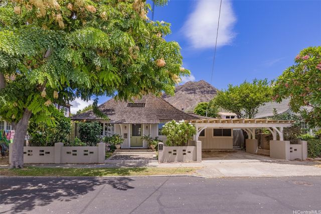 3030 Kalakaua Avenue, Honolulu, HI 96815