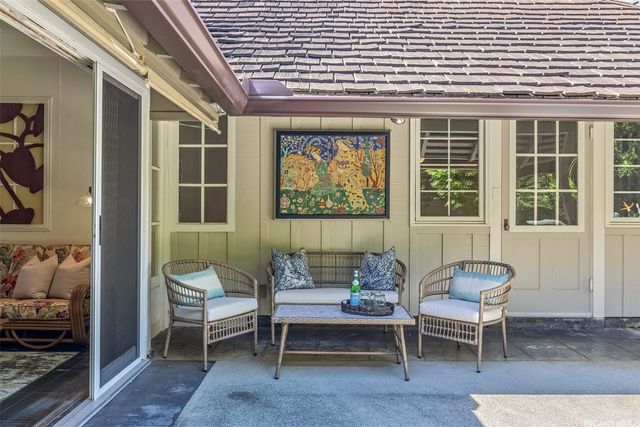 3030 Kalakaua Avenue, Honolulu, HI 96815