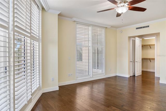 1300 BENJAMIN FRANKLIN DRIVE 305, Sarasota, FL 34236