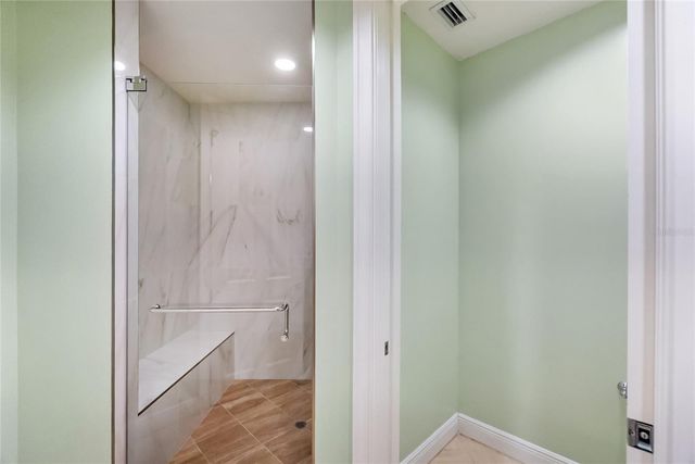 1300 BENJAMIN FRANKLIN DRIVE 305, Sarasota, FL 34236