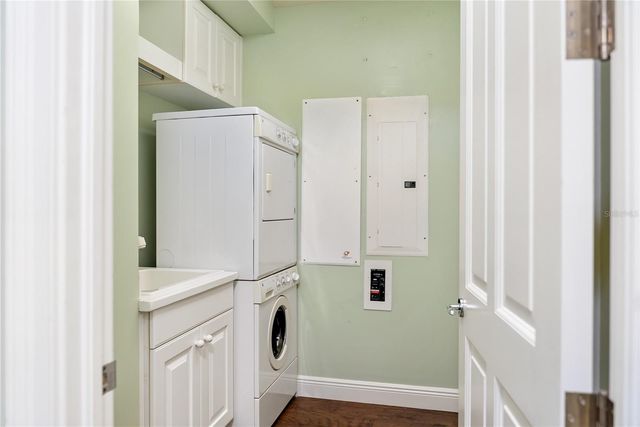 1300 BENJAMIN FRANKLIN DRIVE 305, Sarasota, FL 34236