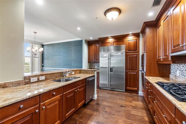 1300 BENJAMIN FRANKLIN DRIVE 305, Sarasota, FL 34236