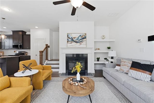 1966 Dillon Drive, Lithonia, GA 30058