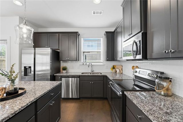 1966 Dillon Drive, Lithonia, GA 30058