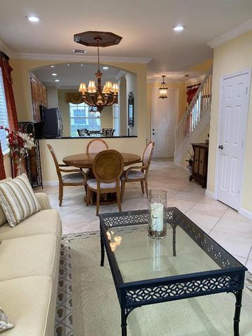 635 Castle Drive, Palm Beach Gardens, FL 33410