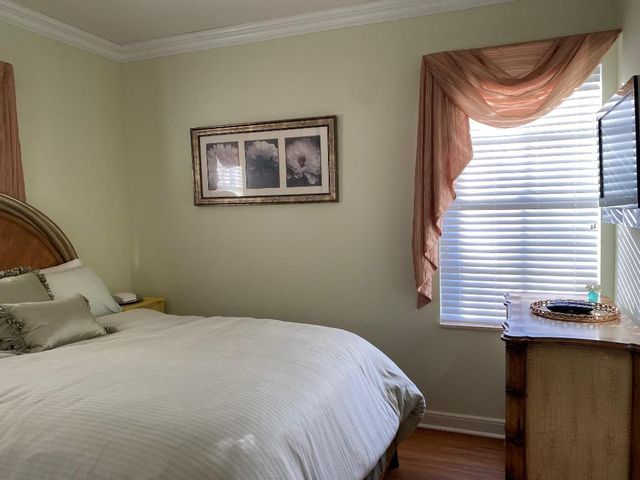 635 Castle Drive, Palm Beach Gardens, FL 33410