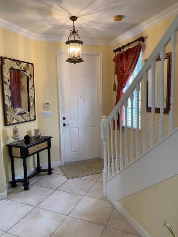 635 Castle Drive, Palm Beach Gardens, FL 33410