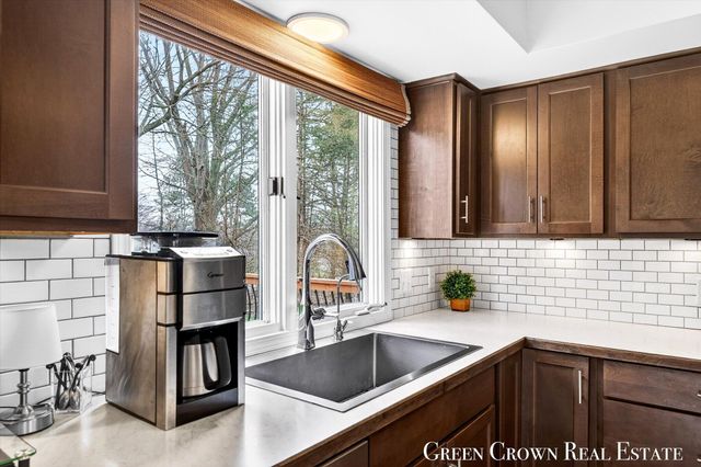 2374 Bob White Court SE 86, Grand Rapids, MI 49546