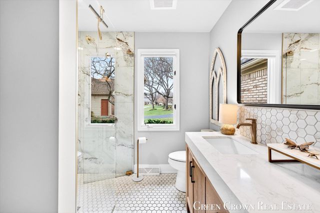 2374 Bob White Court SE 86, Grand Rapids, MI 49546