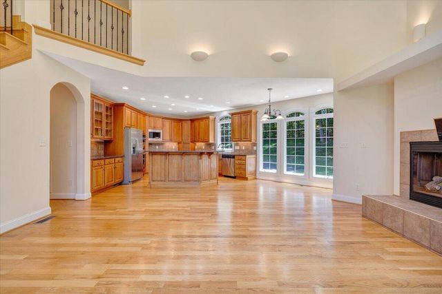 7275 Starlight LN, Boones Mill, VA 24065