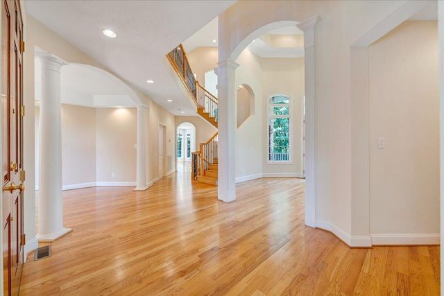7275 Starlight LN, Boones Mill, VA 24065