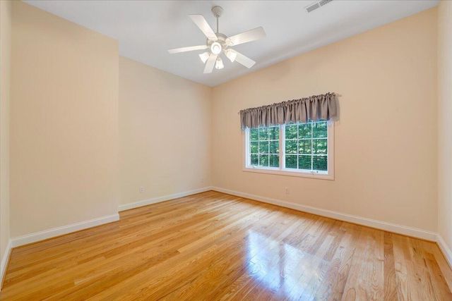7275 Starlight LN, Boones Mill, VA 24065