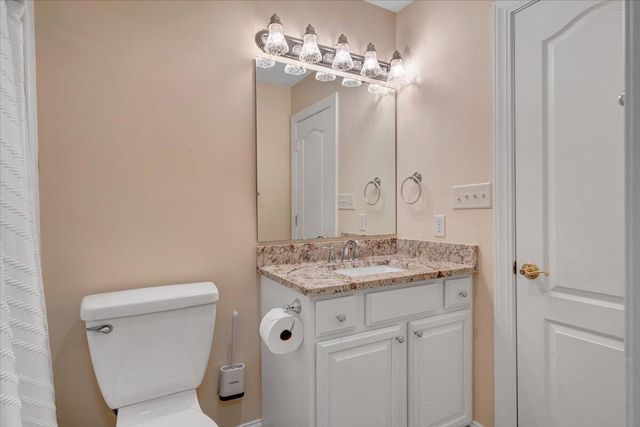 7275 Starlight LN, Boones Mill, VA 24065