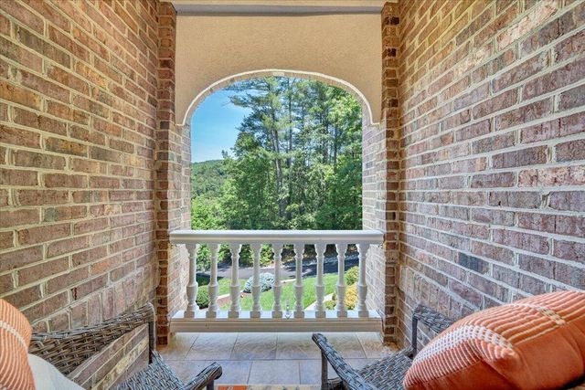 7275 Starlight LN, Boones Mill, VA 24065