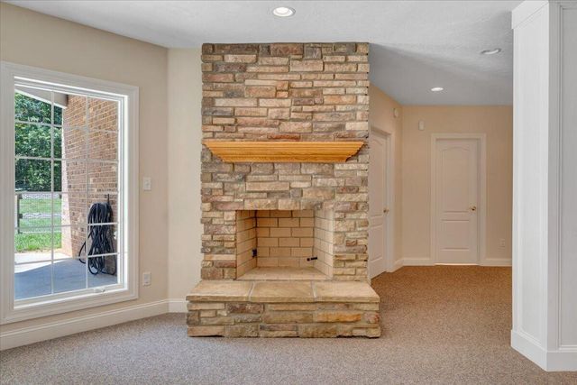 7275 Starlight LN, Boones Mill, VA 24065