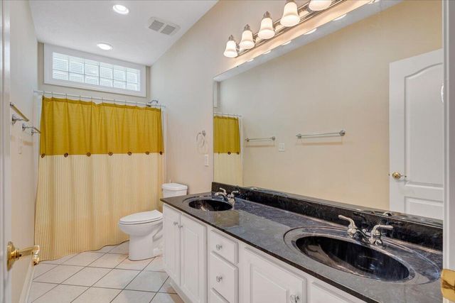 7275 Starlight LN, Boones Mill, VA 24065