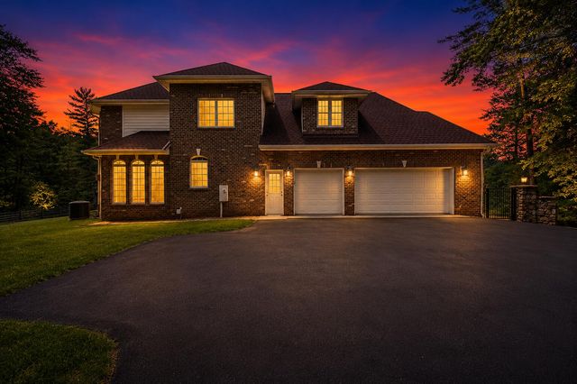 7275 Starlight LN, Boones Mill, VA 24065