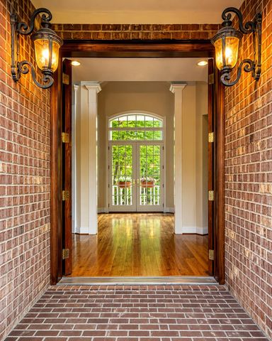 7275 Starlight LN, Boones Mill, VA 24065