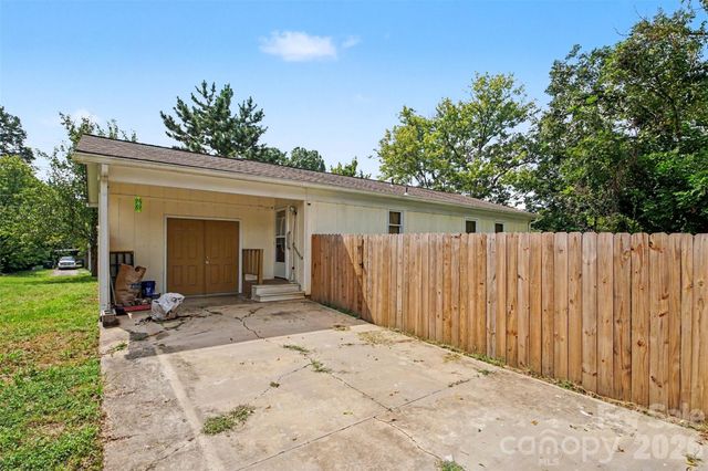 422 Grove Street, Salisbury, NC 28144