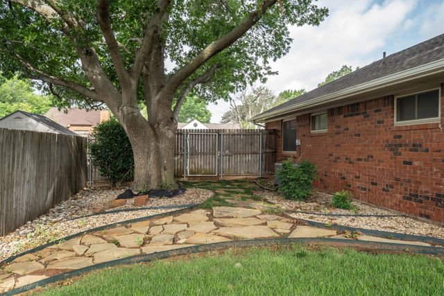 2613 Forestview Drive, Corinth, TX 76210