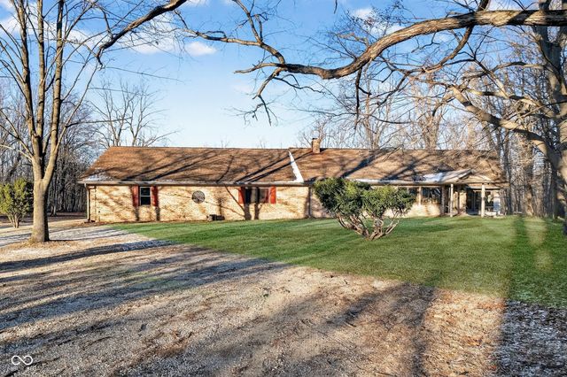 2594 E Traction Road, Crawfordsville, IN 47933