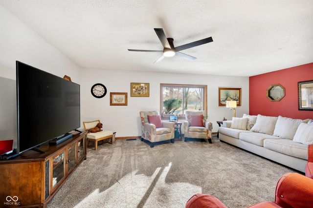 2594 E Traction Road, Crawfordsville, IN 47933