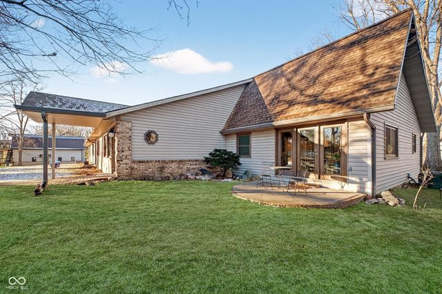 2594 E Traction Road, Crawfordsville, IN 47933