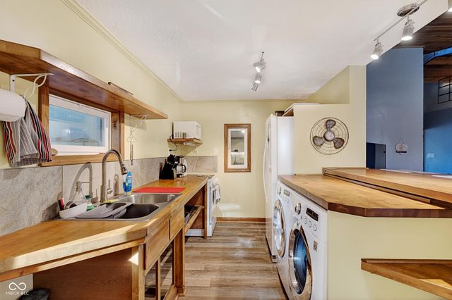 2594 E Traction Road, Crawfordsville, IN 47933