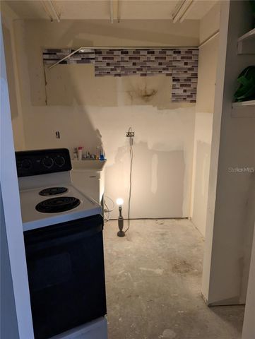 2763 WOODGATE LANE 201, Sarasota, FL 34231